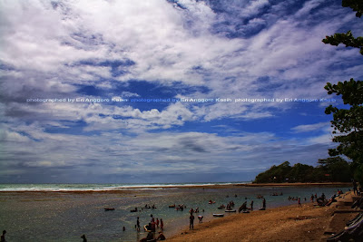 Pemandangan Pantai Sindangkerta Tasikmalaya. Pemandangan Pantai Sindangkerta Tasikmalaya.