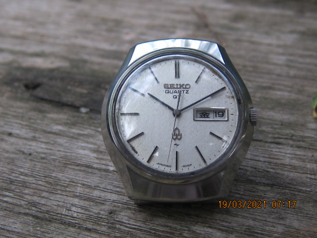 jam & watch: Seiko Quartz QT 0823-6000