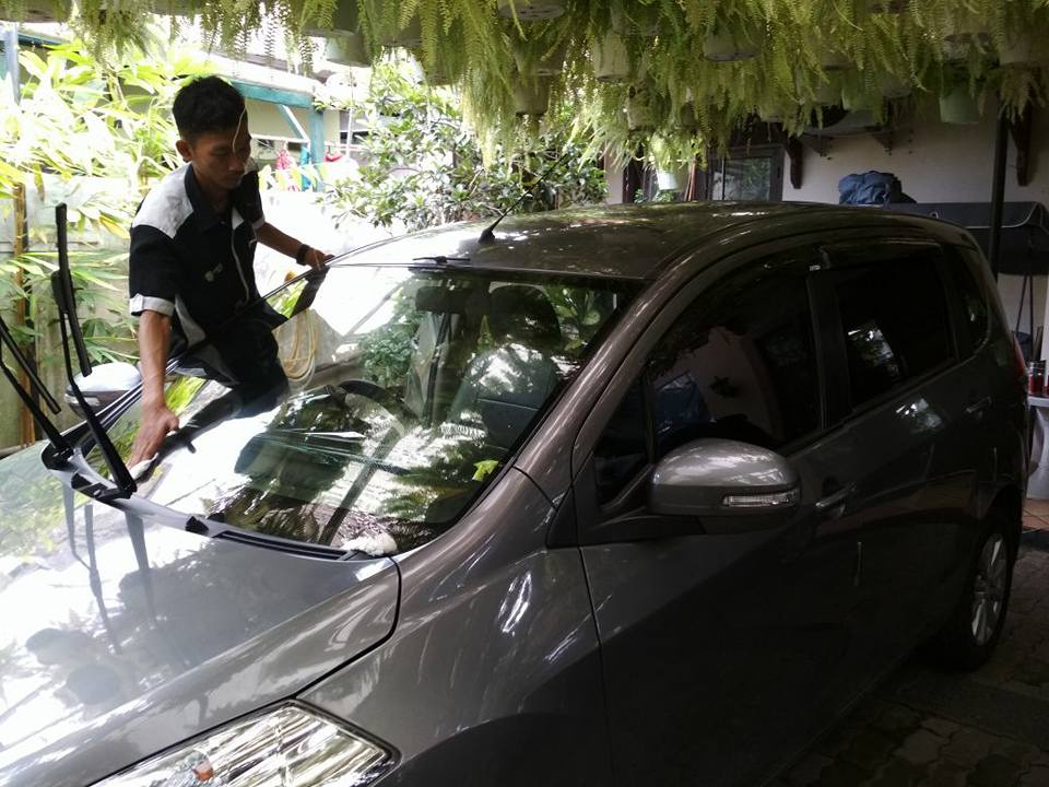 Jasa Pasang Kaca Film Mobil Etios Valco Bekasi