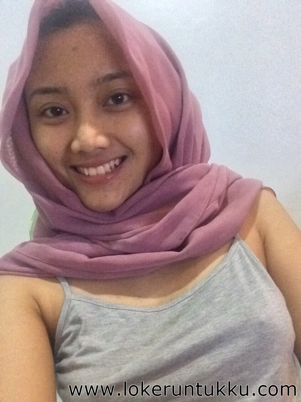 Video Jilbab Pamer Susu Di Kamar Mandi - VIDEO PEMERSATU from 1.bp.blogspot.com. 