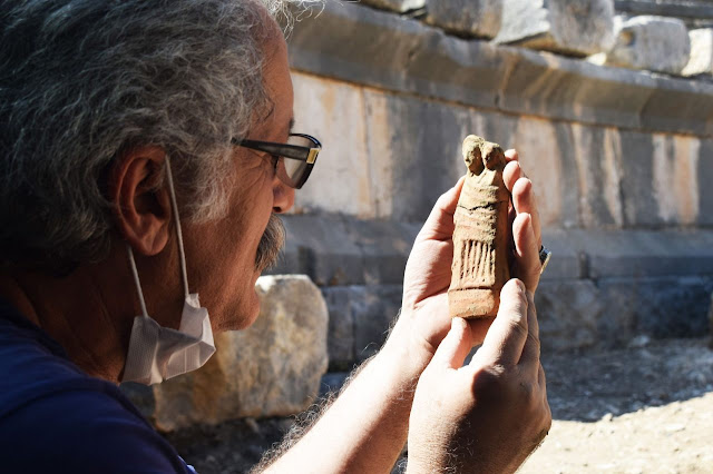 Δεκάδες Έλληνες θεοί και θνητοί στη Μικρά Ασία