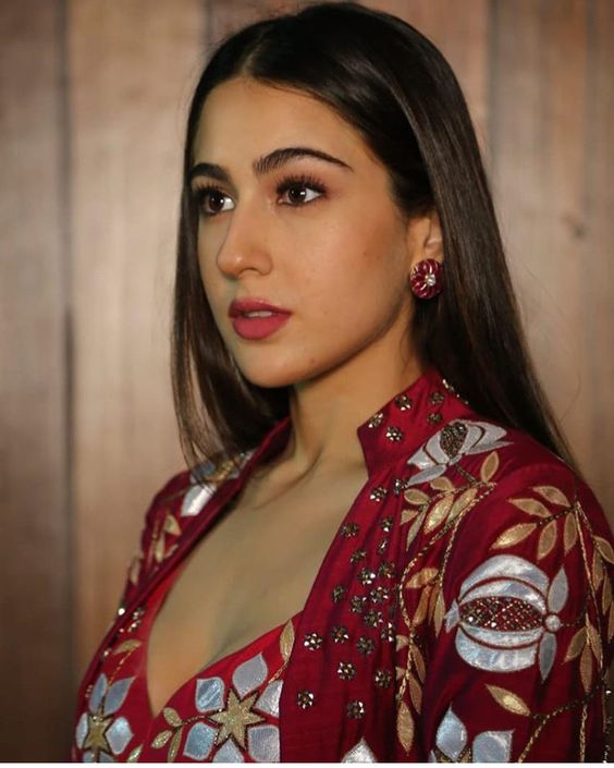 saif daughter sara ali khan bollywood actress
