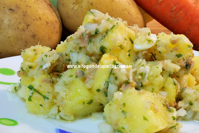 Papas aliñás Papas aliñás