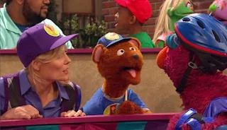Gina and Baby Bear persuade Telly to return the game. Sesame Street Episode 4421, The Pogo Games, Season 44.