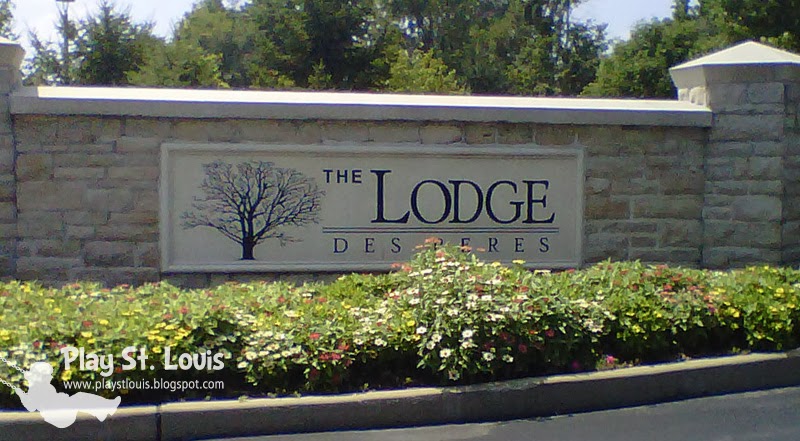 Play St. Louis: Des Peres Lodge Indoor Pool, Des Peres
