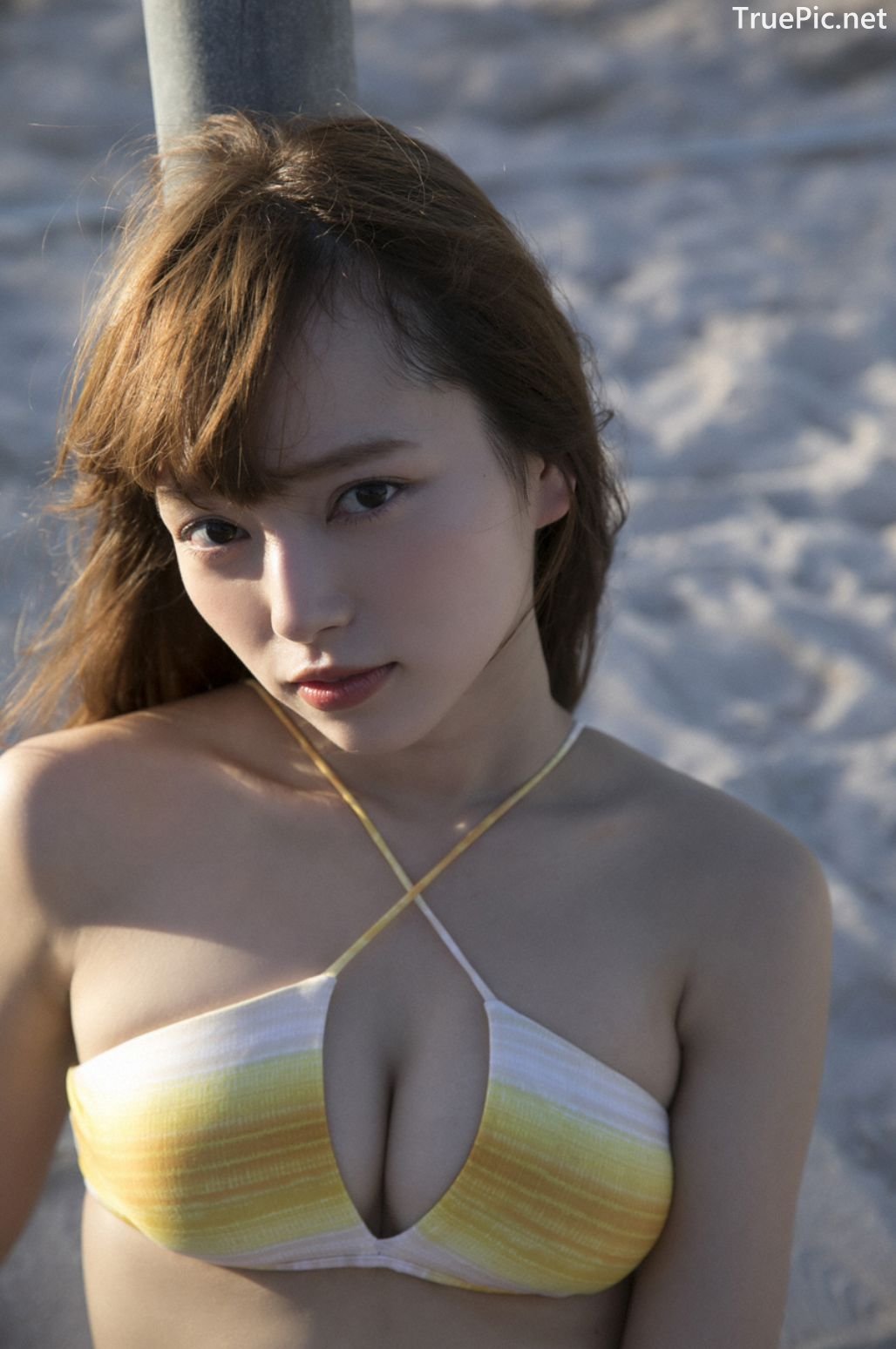 Image-Japanese-Idol-Sayaka-Komuro-Bikini-Show-TruePic.net- Picture-53