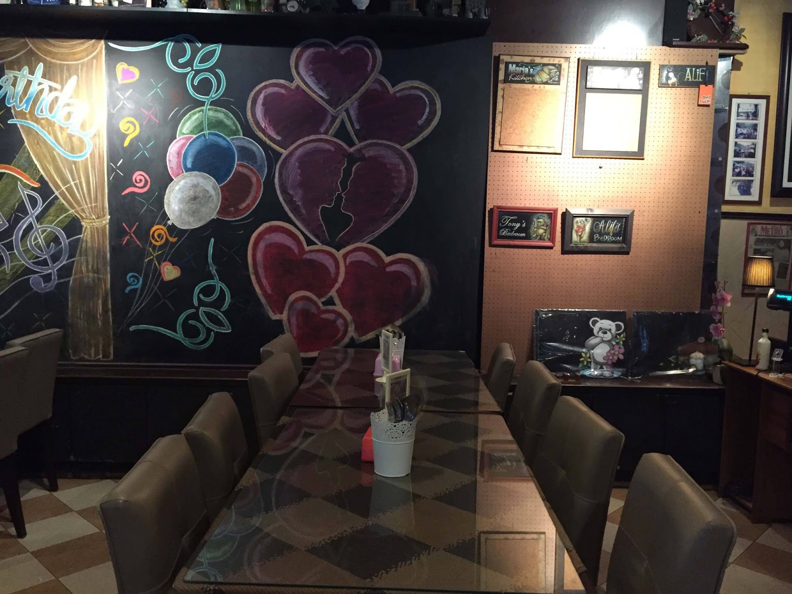 Celoteh Cheq Hanie Pizza Vs Satay