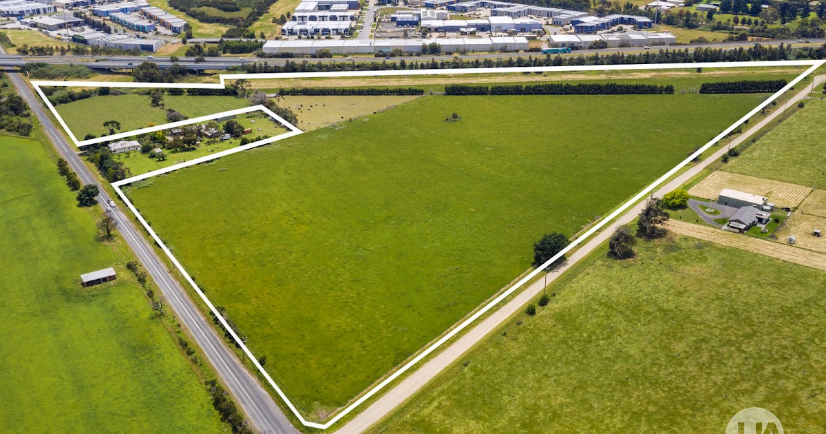 Contact Licensed and Experienced Red Hill Real Estate Agents Houses