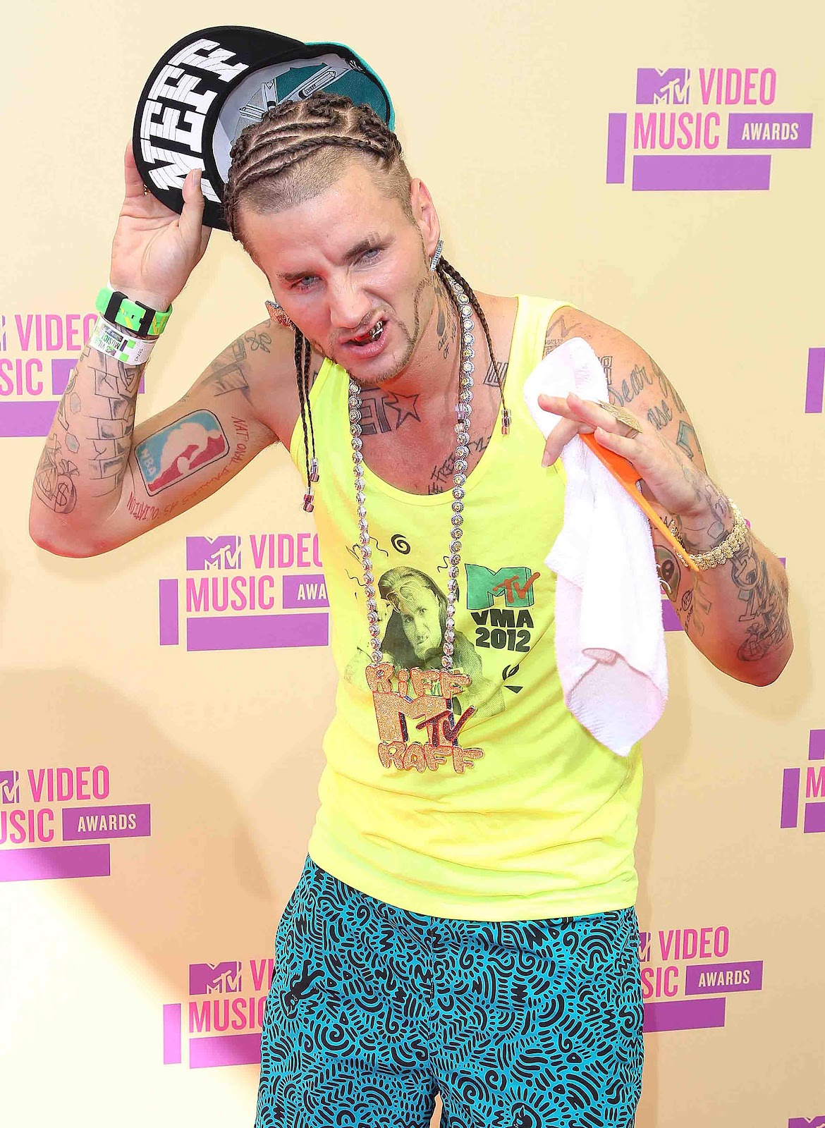 STAR PACKED 2012 MTV VIDEO MUSIC AWARDS