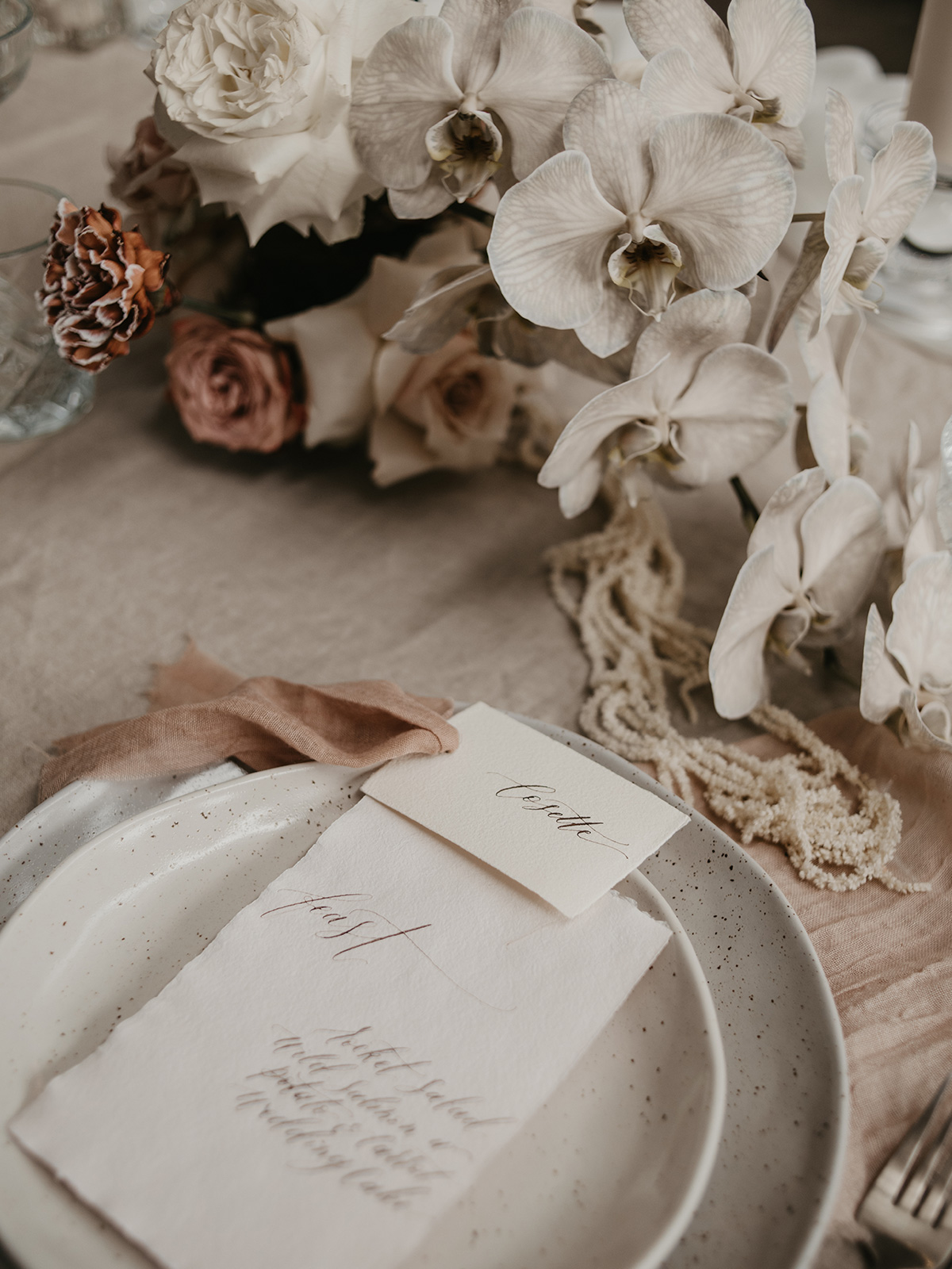 At Home | Holiday Décor Inspiration: A Wintry Tablescape