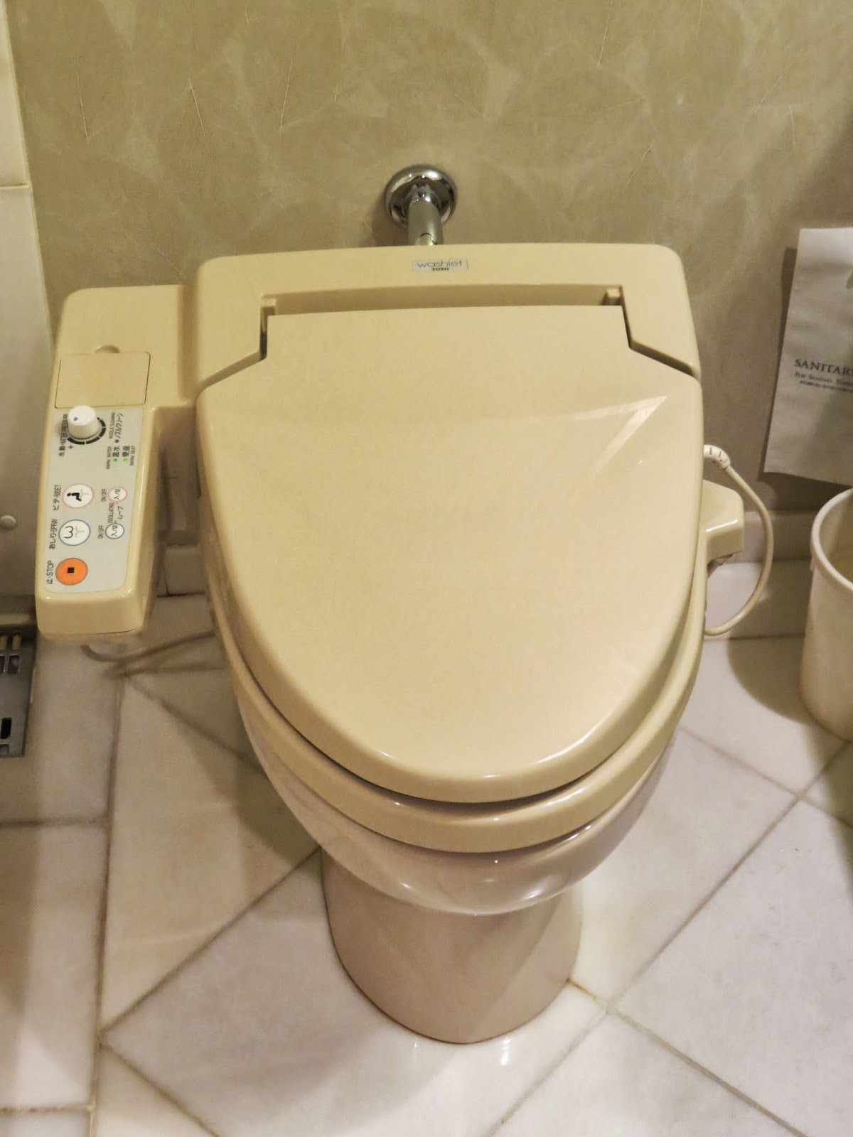 Moments with Marilyn Tokyo 5 Toilets, yes toilets!