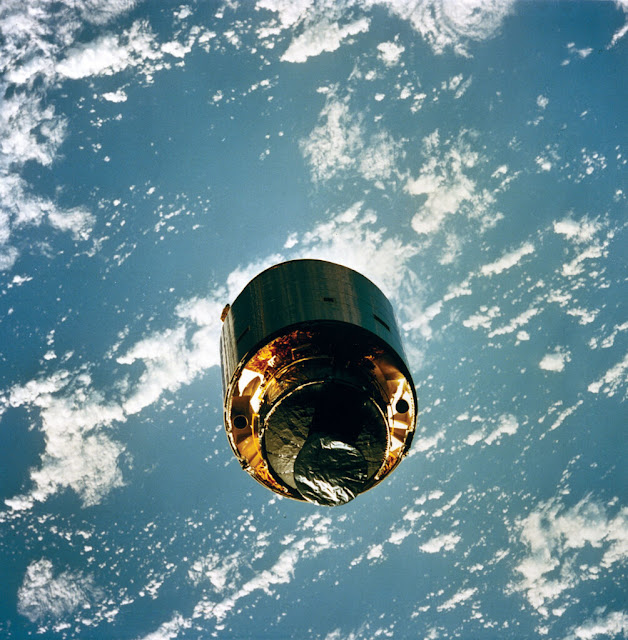 Intelsat VI ، قمر اتصالات ، بعد إصلاحه ، 1992