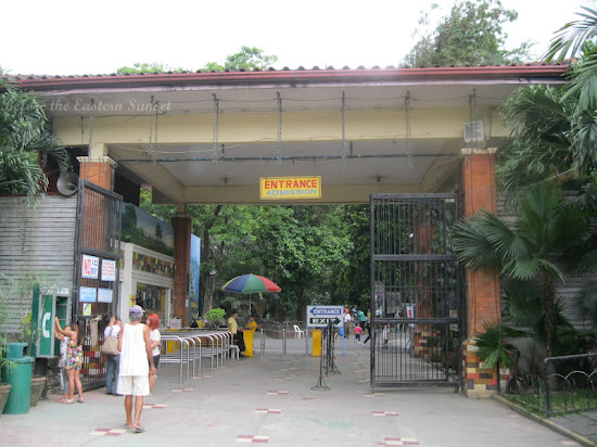 Entrance gate of Manila Zoo