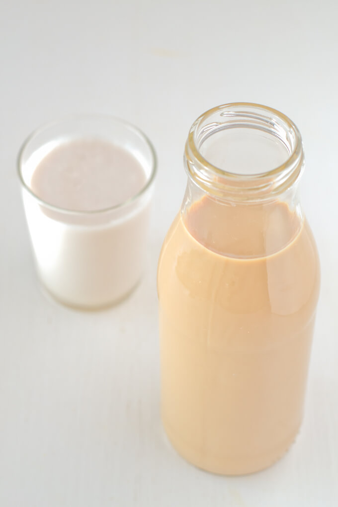 Homemade Baileys | danceofstoves.com #vegan #baileys Homemade Baileys | danceofstoves.com #vegan #baileys
