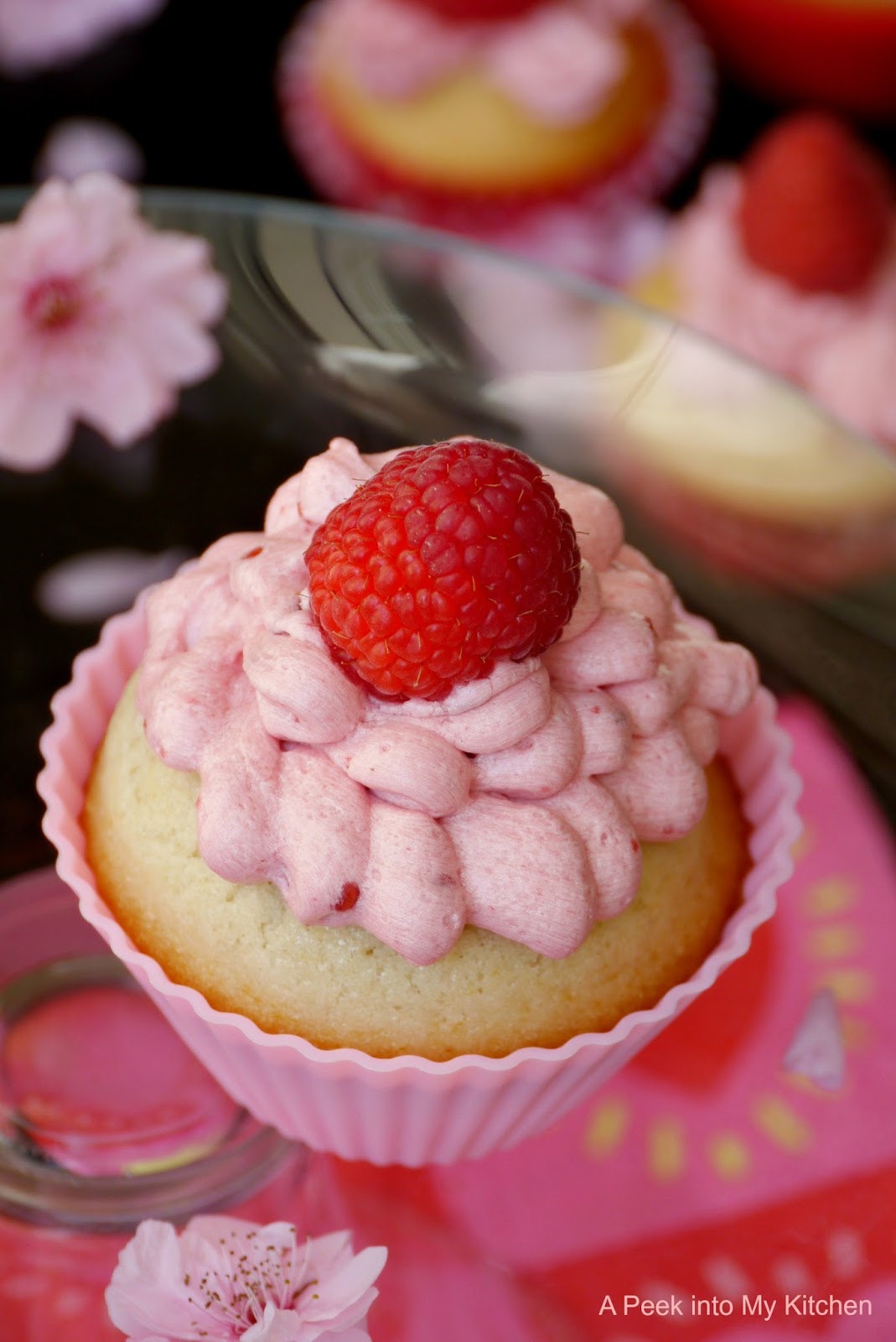 A Peek into My Kitchen: Eggless Vanilla Cupcakes with Raspberry Butter ...