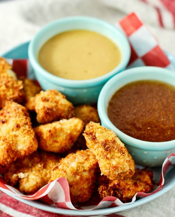 Chicken nuggets with sauces