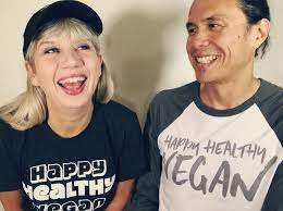 Happy Healthy Vegan Youtuber Age, Wiki, Biography, Cookbook, Net Worth, Merch, Recipes