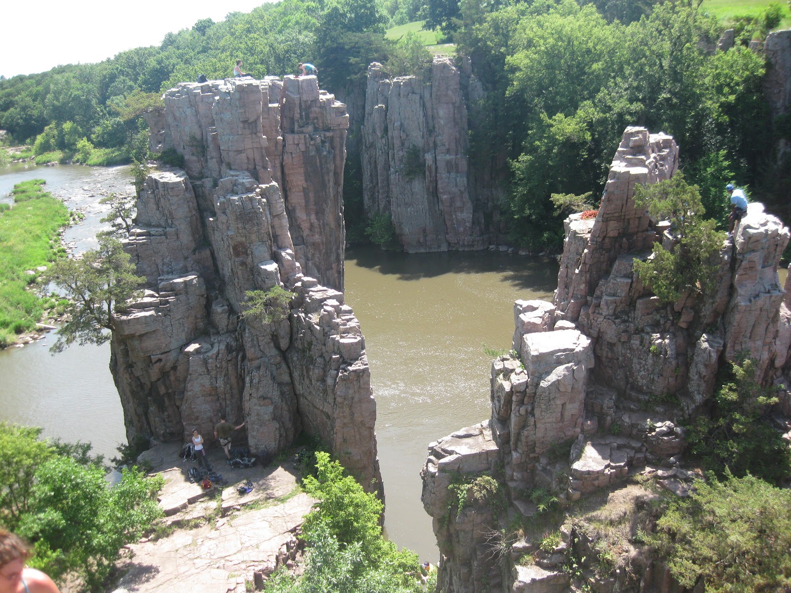 Jon's Conquests Climbing at Blue Mounds State Park (MN) and Palisades