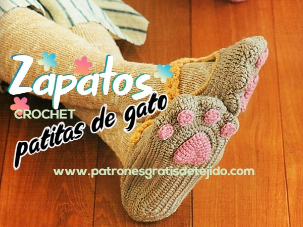 Cómo zapatos infantiles con detalle de patitas de gato