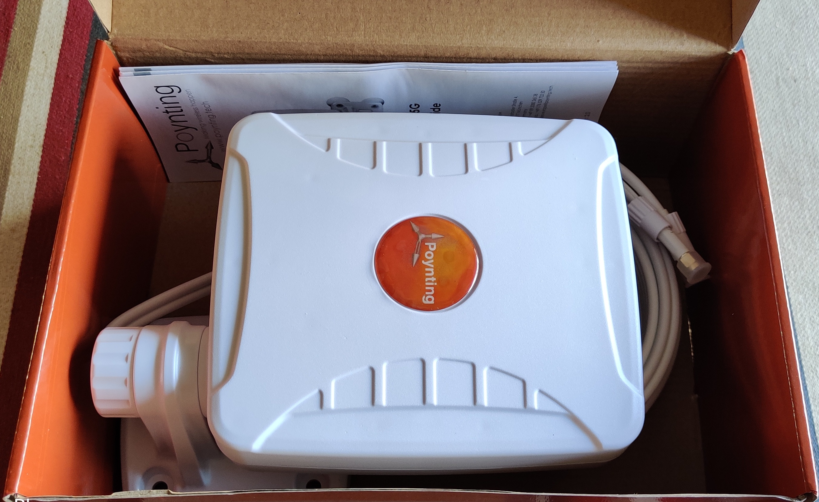4G fixe Antenne 4G/5G Poynting XPOL15G unboxing (exclu) 4G fixe Antenne 4G/5G Poynting XPOL15G unboxing (exclu)