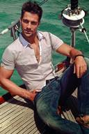 Hot Handsome Male Models - Hunks in Jeans