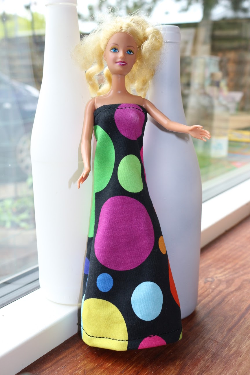 Martyr Foto Poleret Krea Krumspring: Barbie kjole måned - Kjole 5 og DIY