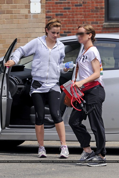 Emma Watson Updates: Emma Watson arrives at the gym in Pittsburgh [May