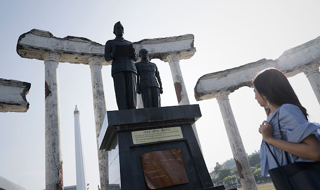 Tugu Pahlawan Surabaya