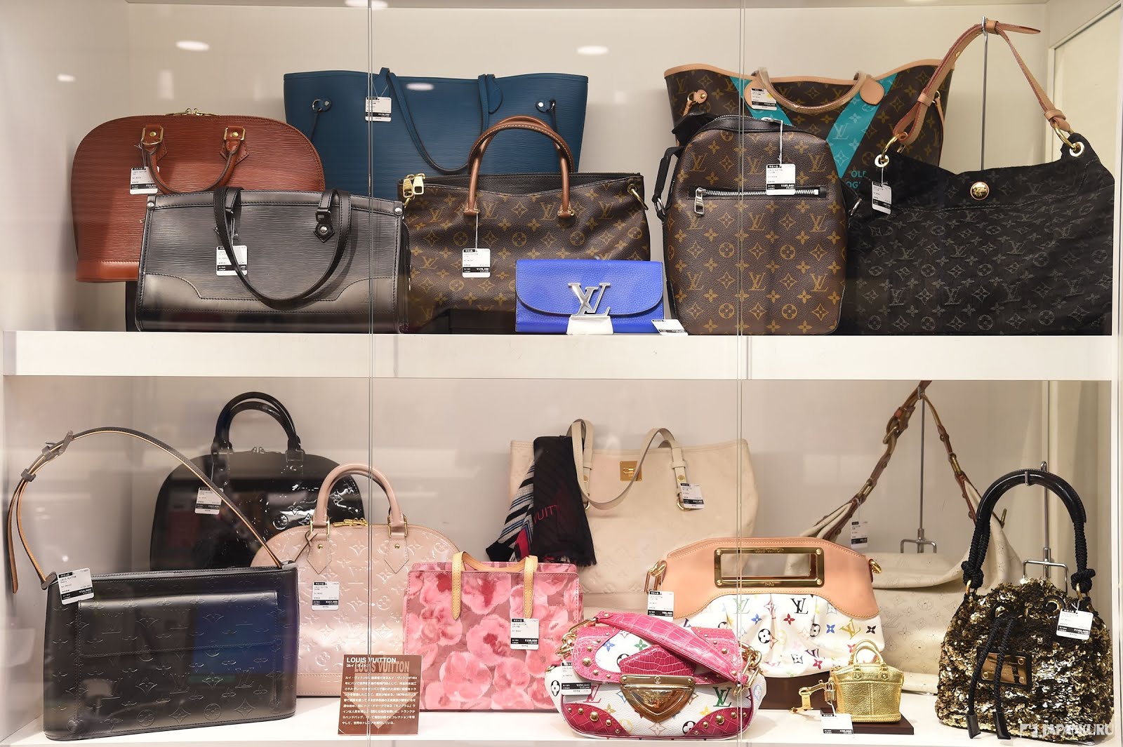 Japan, Tokyo, Shinjuku, Shinjuku Station, women's handbags, purses, for sale,  imported, Italian, Stock Photo, Picture And Rights Managed Image. Pic.  G14-1517544