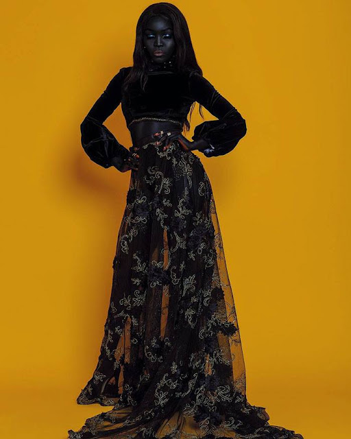 Absolutely Stunning Pictures Shows How Beautiful This "Queen Of The Dark" Model Is.