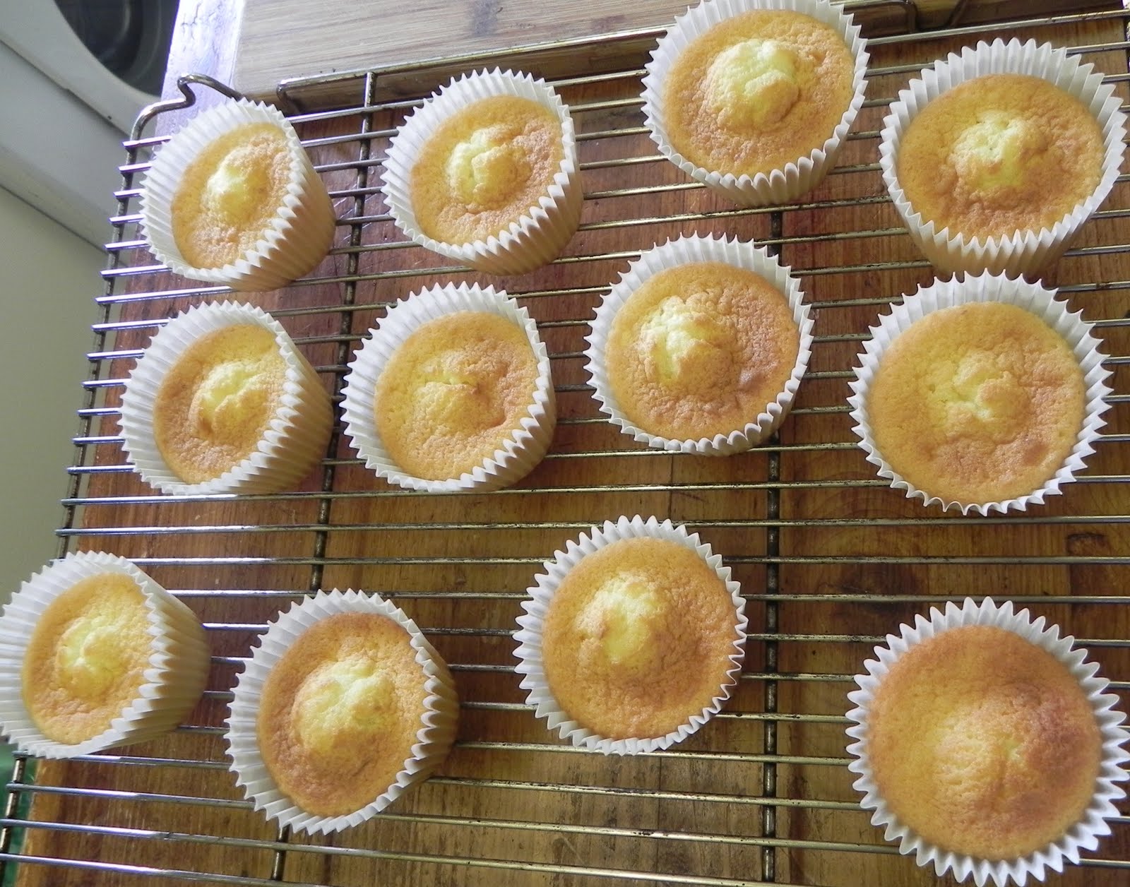 Marymade Lemon Meringue Cup Cakes