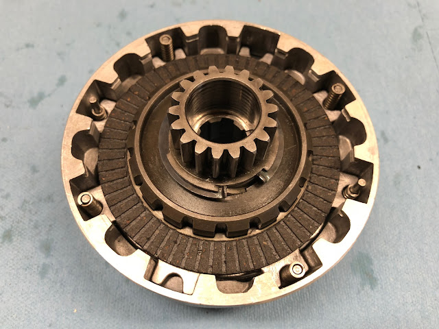 Honda CT90 clutch pack build up