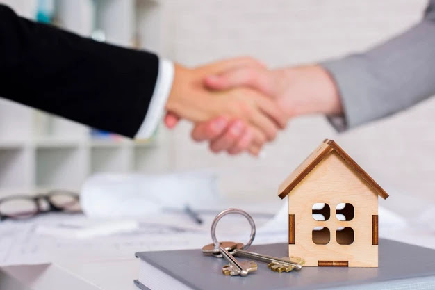 Hire a Property Management Company for Your Real Estate Hire a Property Management Company for Your Real Estate