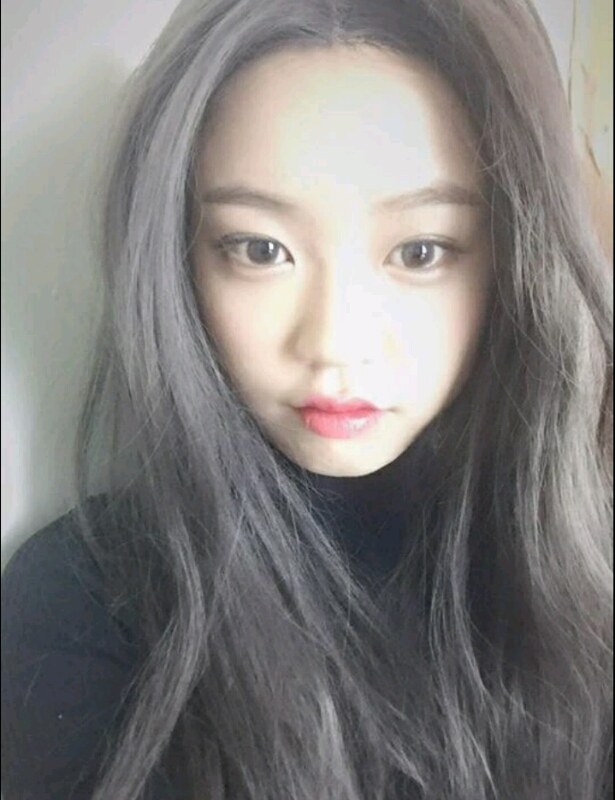 Youtuber Sunny's Kim Doyeon & Seolhyun makeup - K-POP, K-FANS
