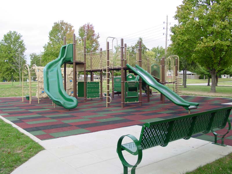 Play St. Louis: Bella Fontaine West Park, Moline Acres