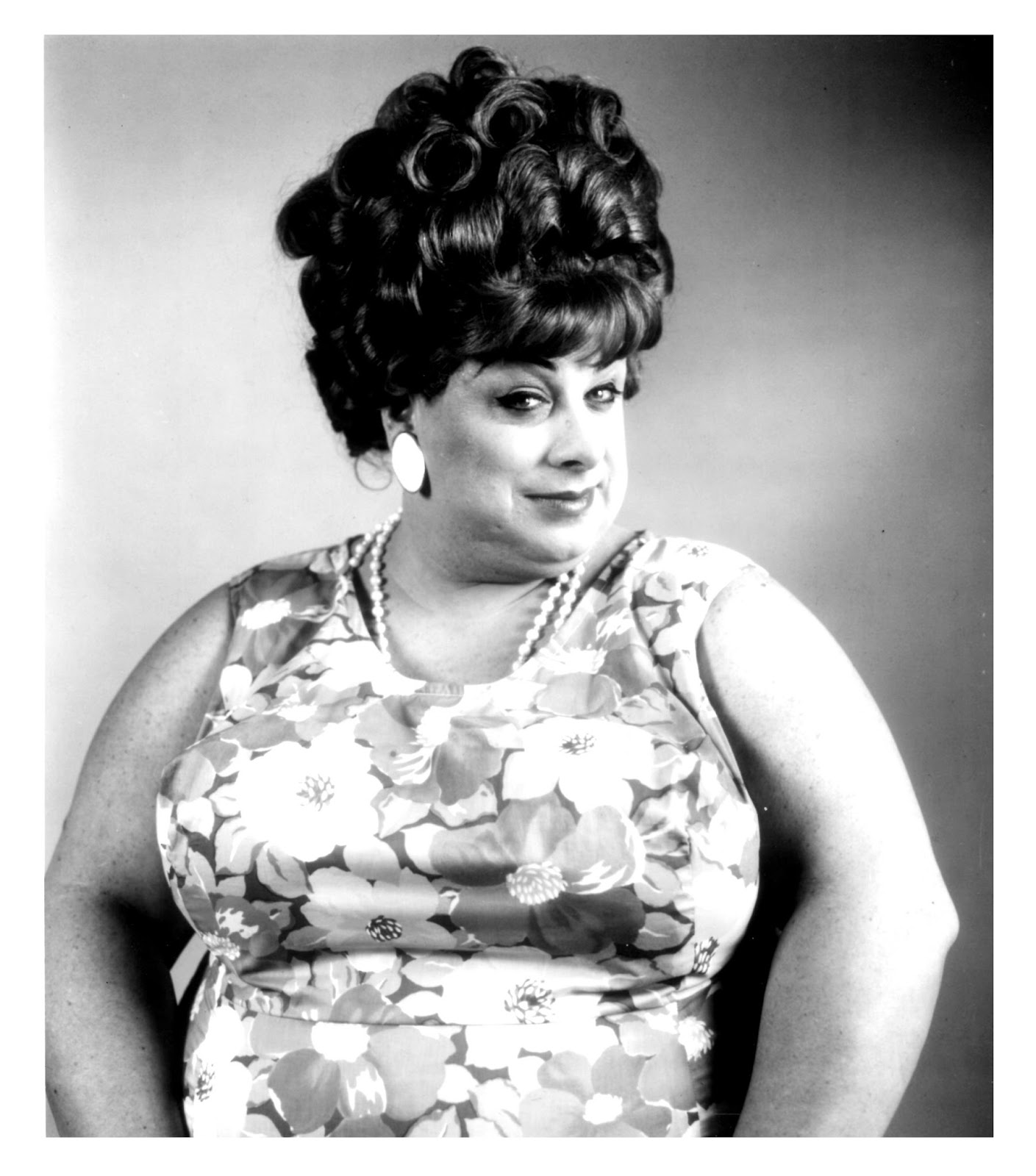 дивайн милстед. Harris glenn milstead. дрэг-квин харрис глен милстед. глен милстед. харрис милстед.