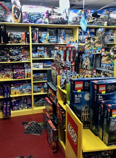 serene centre toy station