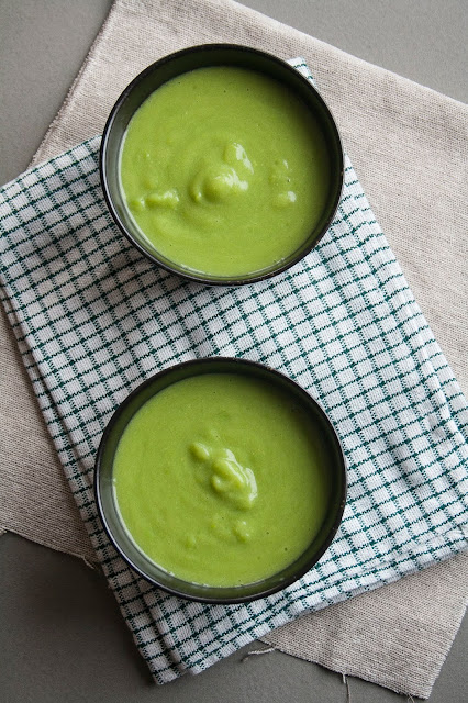 Omogeneizzato di piselli, la ricetta per lo svezzamento del bambino