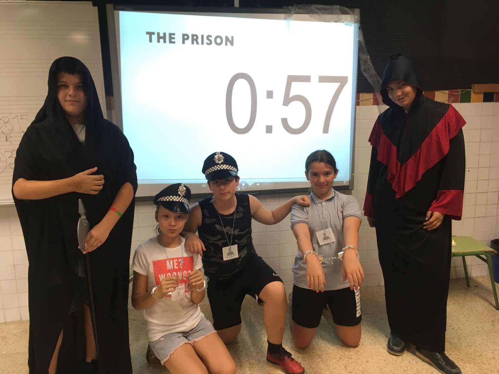 Ceip Fernando De Loaces: The prison (escape room para 6º de primaria)