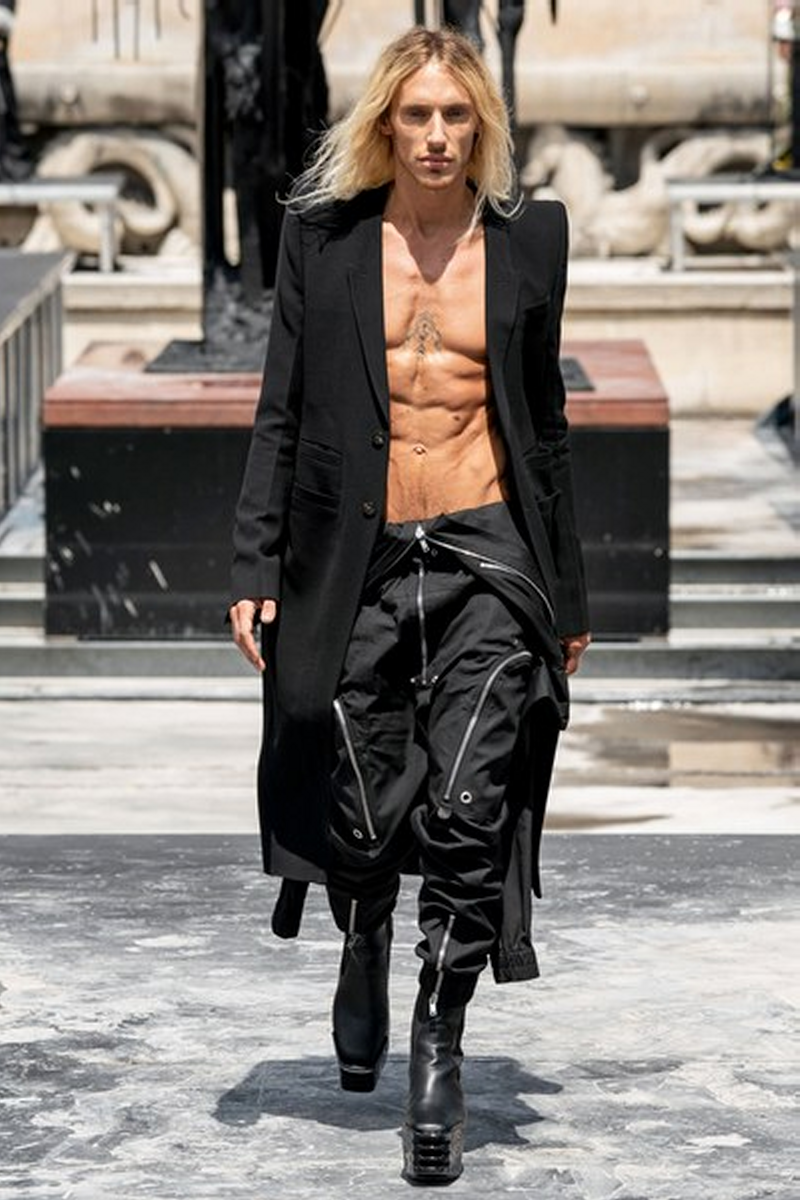 .: Rick Owens : Spring/Summer 2020 Menswear Fashion Show in Paris ...