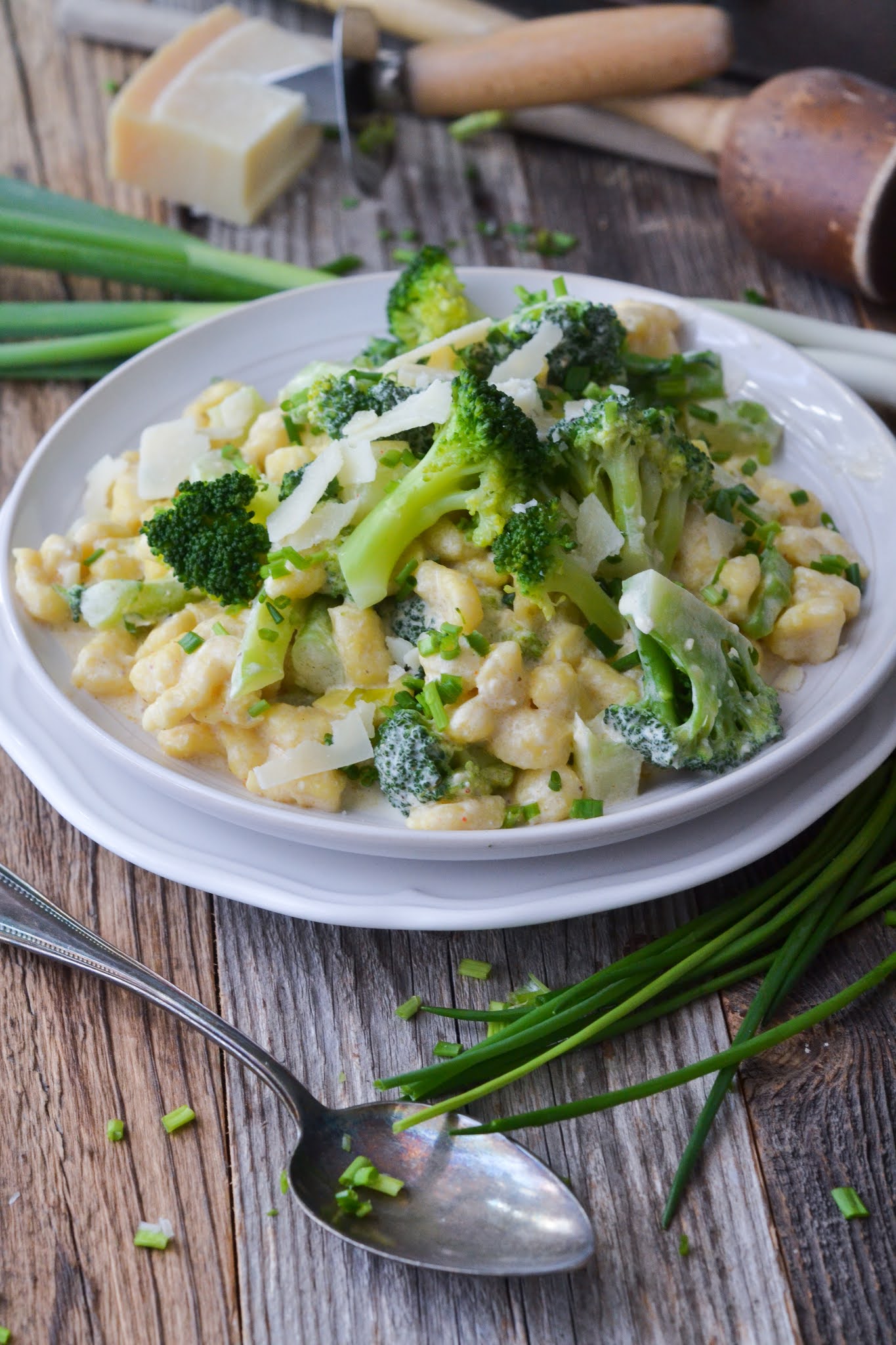 Christina macht was: Knöpflepfanne mit Obatzda und Brokkoli (Spätzlepfanne) Christina macht was: Knöpflepfanne mit Obatzda und Brokkoli (Spätzlepfanne)