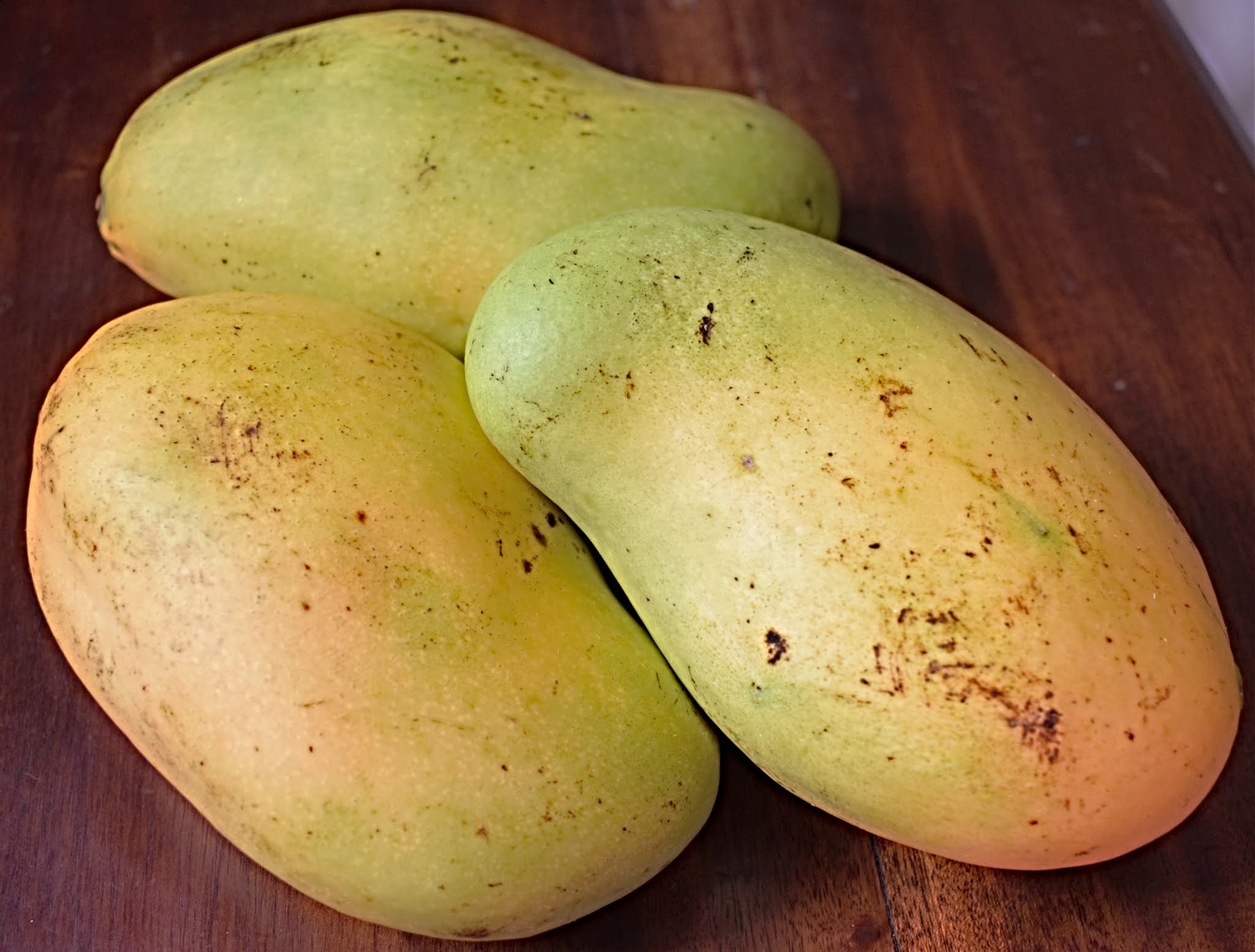 Fason ou ka prepare yon tretman ak Mango pou Cheve w
