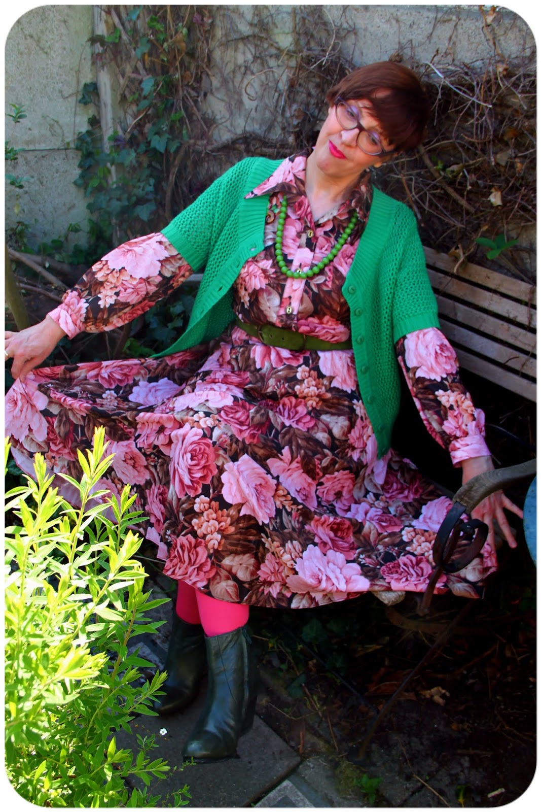 Polyester Princess: Frocks and flowers