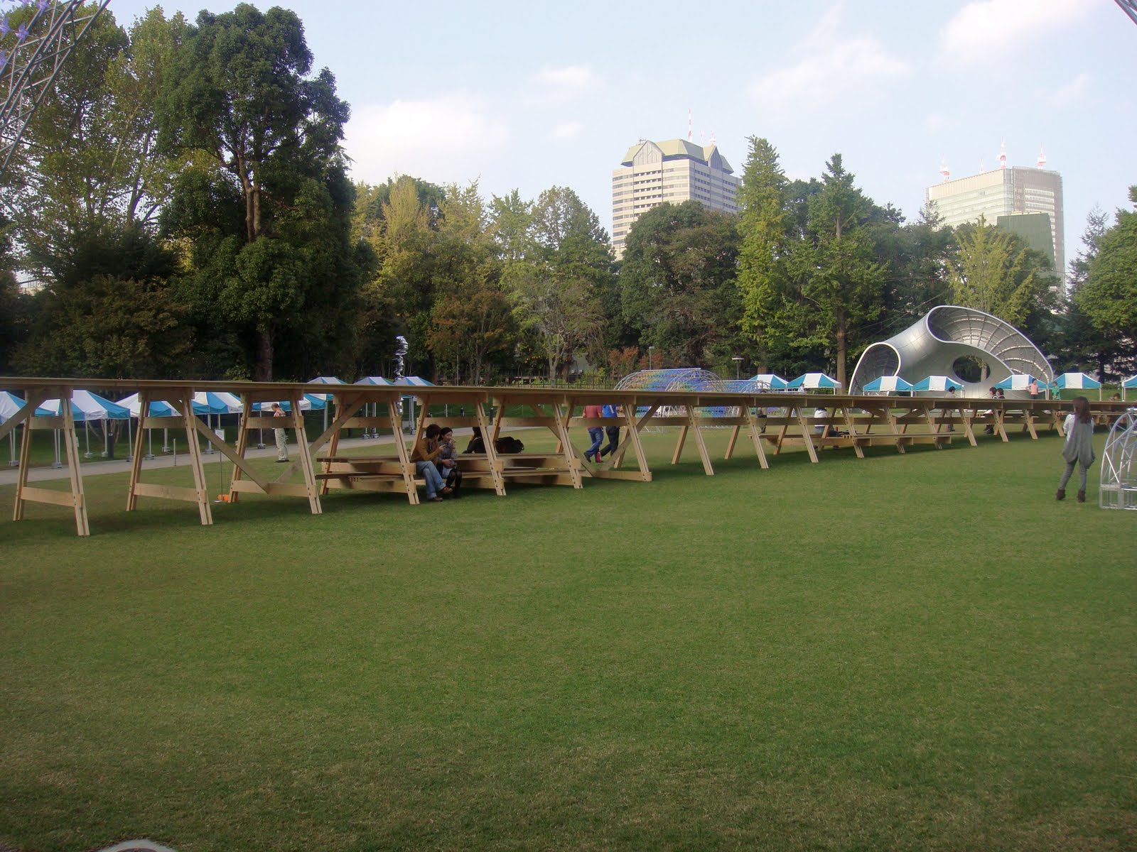 コックピットに設置されたカメラがコンゴーニャスへの着陸の様子を明らかにする