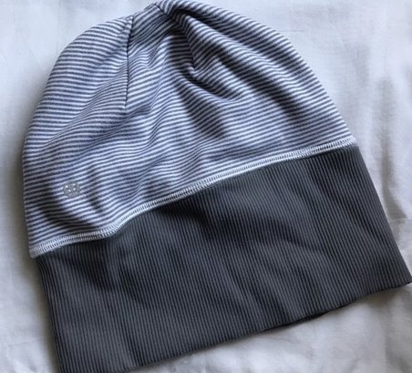 lululemon running beanie