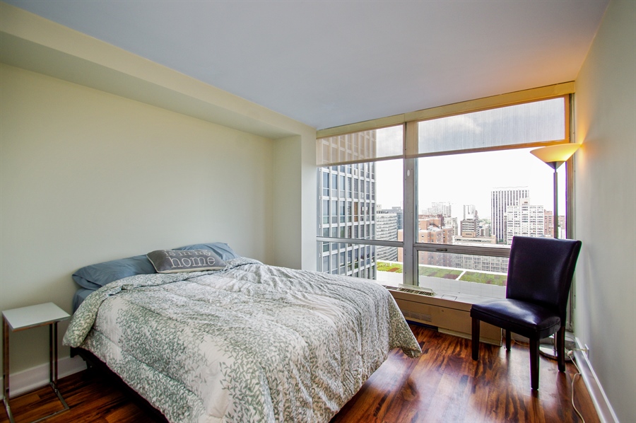 The Chicago Real Estate Local Video! Check out the Chicago lakefront