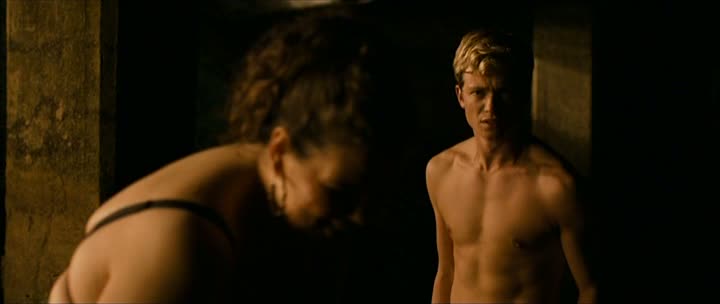 ausCAPS: Ed Speleers nude in Outlander 5-10 Mercy Shall 