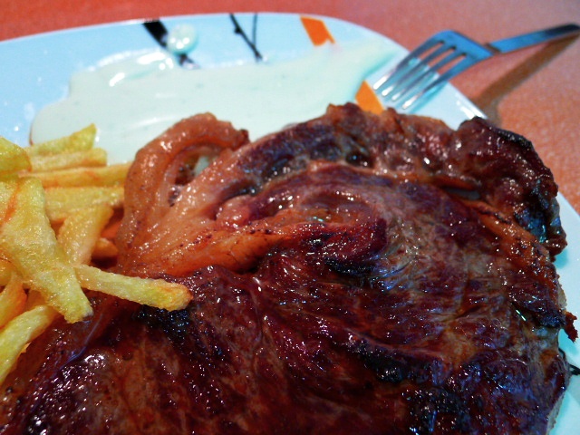  ENTRECOT DE BUEY CON SALSA ROQUEFORT / LA FINCA JIMENEZ BARBERO 
