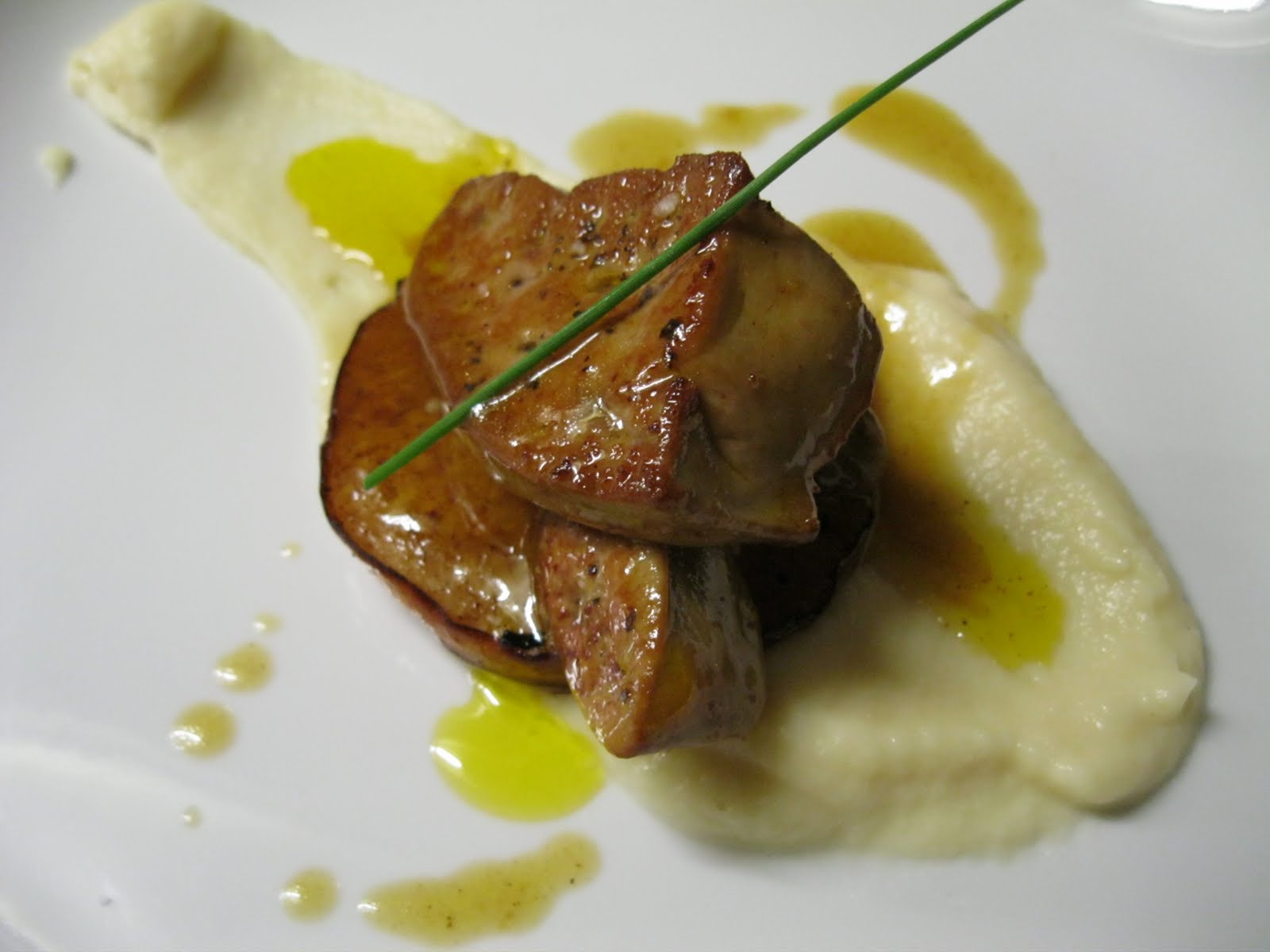 Chako aux fourneaux Foie gras poêlé, mousseline de panais