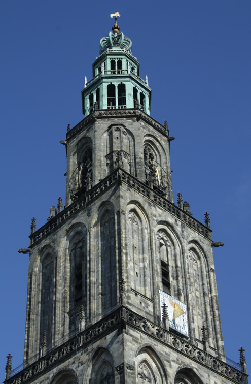 Martini Toren Groningen | Happy in Red Martini Toren Groningen | Happy in Red